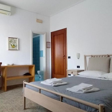 B&B Vanvitelli Caserta Bagian luar foto
