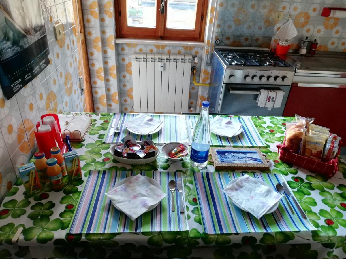B&B Vanvitelli Caserta Bagian luar foto